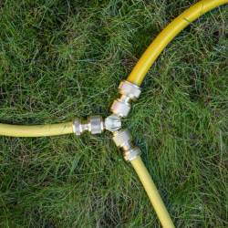 Бърза връзка за маркуч Hydro-Fix месинг, тройна